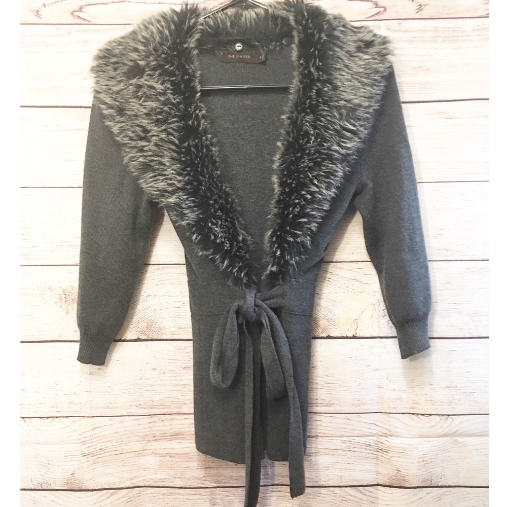 Limited Gray Sweater with removable Fur Trim